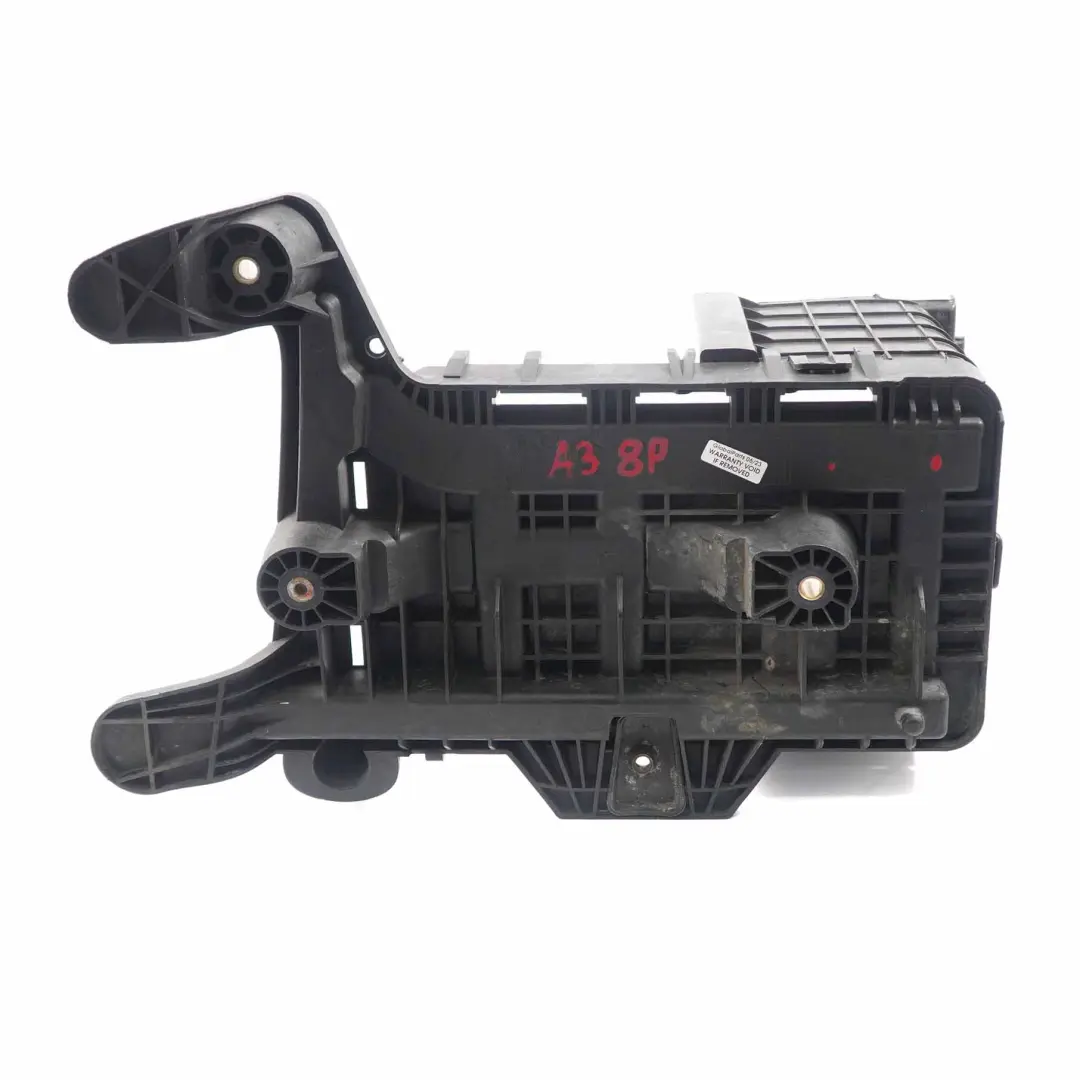 Audi A3 8P Boîtier de batterie Plateau Boîtier Support Couvercle - SKU 1K0915333B - Numéro de pièce 1K0915333B