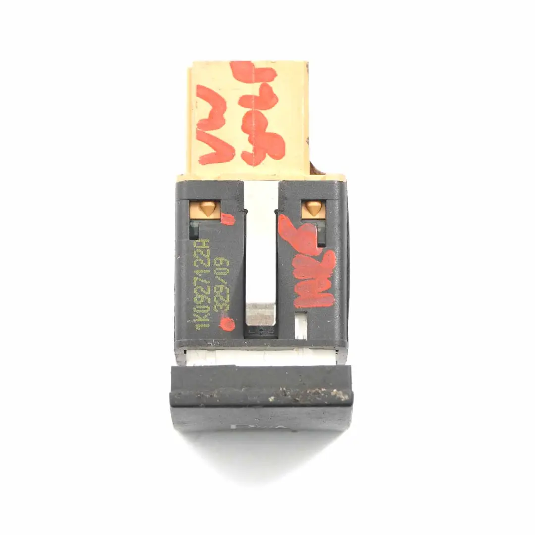 PDC Sensor ayuda aparcamiento Botón interruptor para VW Volkswagen Golf 6 con número de pieza 1K0927122A VW Volkswagen Golf 6 PDC Sensor ayuda aparcamiento Botón interruptor - SKU 1K0927122A - Número de pieza 1K0927122A