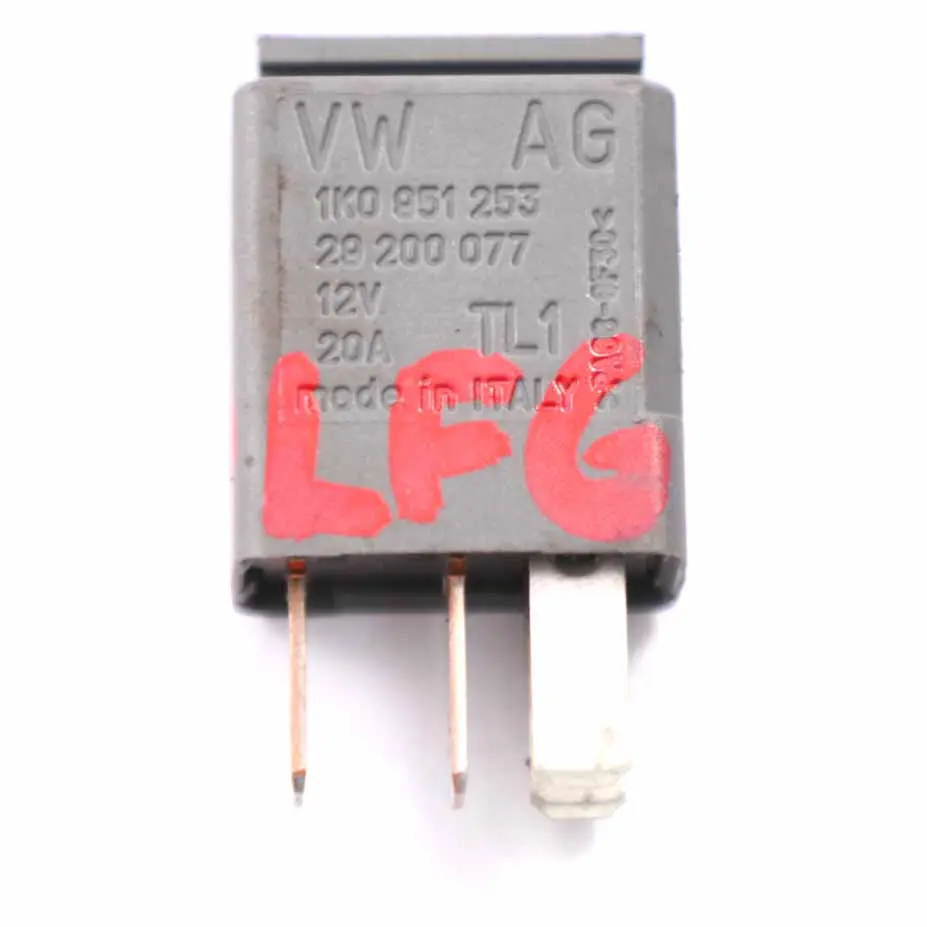 Relais 449 Unit Module 4 Pins pour VW Volkswagen Audi Seat à propos du numéro de pièce 1K0951253 VW Volkswagen Audi Seat Relais 449 Unit Module 4 Pins - SKU 1K0951253 - Numéro de pièce 1K0951253