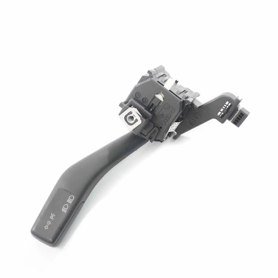 Commutateur l'Unité Contrôle l'Indicateur Colonne Volant pour Audi A3 8P à propos du numéro de pièce 1K0953513 Audi A3 8P Commutateur l'Unité Contrôle l'Indicateur Colonne Volant - SKU 1K0953513 - Numéro de pièce 1K0953513