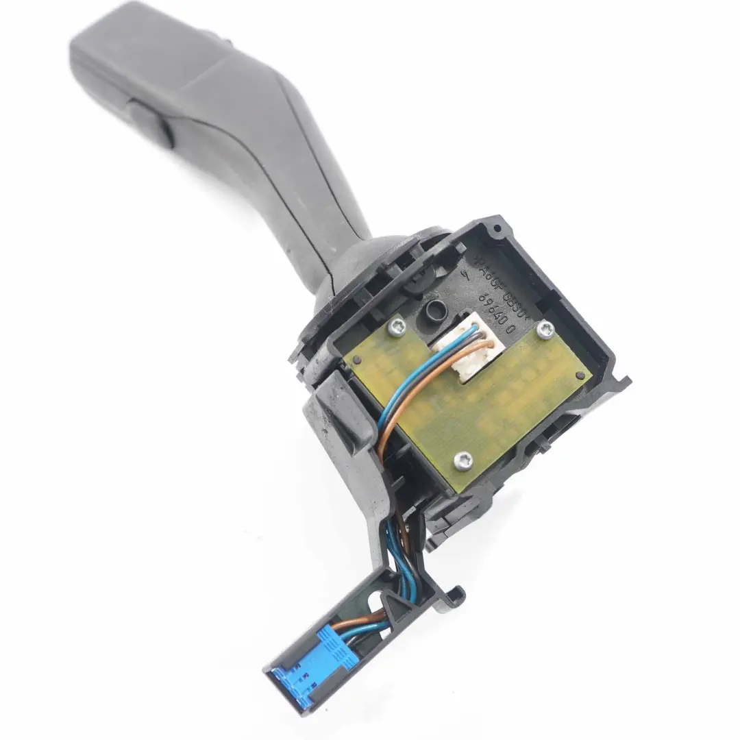 Steering Column Wiper Stalk Control Unit Switch to Audi A3 8P with Part number 1K0953519A Audi A3 8P Steering Column Wiper Stalk Control Unit Switch - SKU 1K0953519A - Part number 1K0953519A