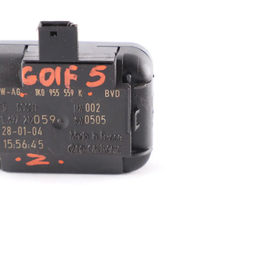 Rain Sensor Front Windscreen Control Unit Module to VW Volkswagen Golf 5 with Part number 1K0955559K VW Volkswagen Golf 5 Rain Sensor Front Windscreen Control Unit Module - SKU 1K0955559K - Part number 1K0955559K