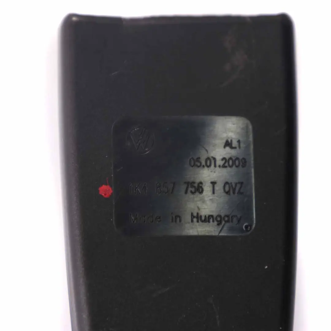 Zatrzask Klamry Pasa Prawy Przód do VW Golf VI o numerze 1K4857756T VW Golf VI Zatrzask Klamry Pasa Prawy Przód - SKU 1K4857756T - Numer Części 1K4857756T