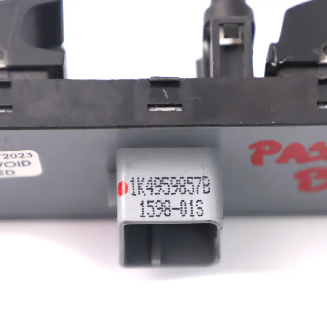 Elektrischer Fensterheberschalter Fahrerseite für VW Golf 5 Passat B6 mit Teilenummer 1K4959857B VW Golf 5 Passat B6 Elektrischer Fensterheberschalter Fahrerseite - SKU 1K4959857B - Teilenummer 1K4959857B