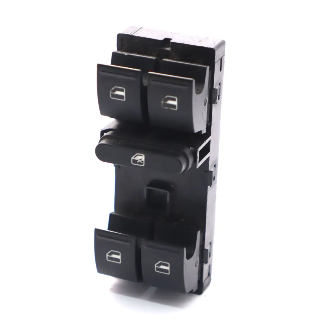 Interruttore alzacristalli elettrico lato guida per VW Golf 5 Passat B6 con numero di parte 1K4959857B VW Golf 5 Passat B6 Interruttore alzacristalli elettrico lato guida - SKU 1K4959857B - Numero di parte 1K4959857B