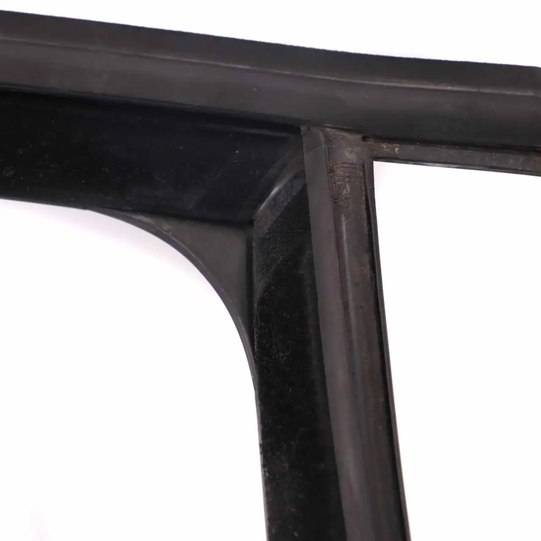  Fensterdichtungsleiste Volkswagen VW Golf V hinten rechts Fensterdichtungsleiste - SKU 1K6845216 - Teilenummer 1K6845216