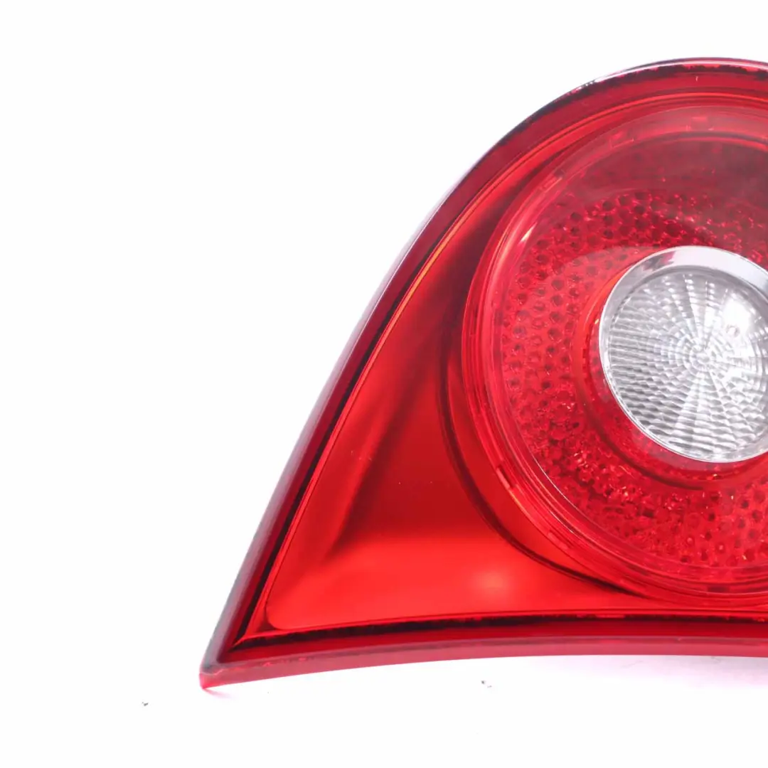 Rücklicht im Kofferraumdeckel links Lampe für VW Volkswagen Golf 5 V mit Teilenummer 1K6945093F VW Volkswagen Golf 5 V Rücklicht im Kofferraumdeckel links Lampe - SKU 1K6945093F - Teilenummer 1K6945093F