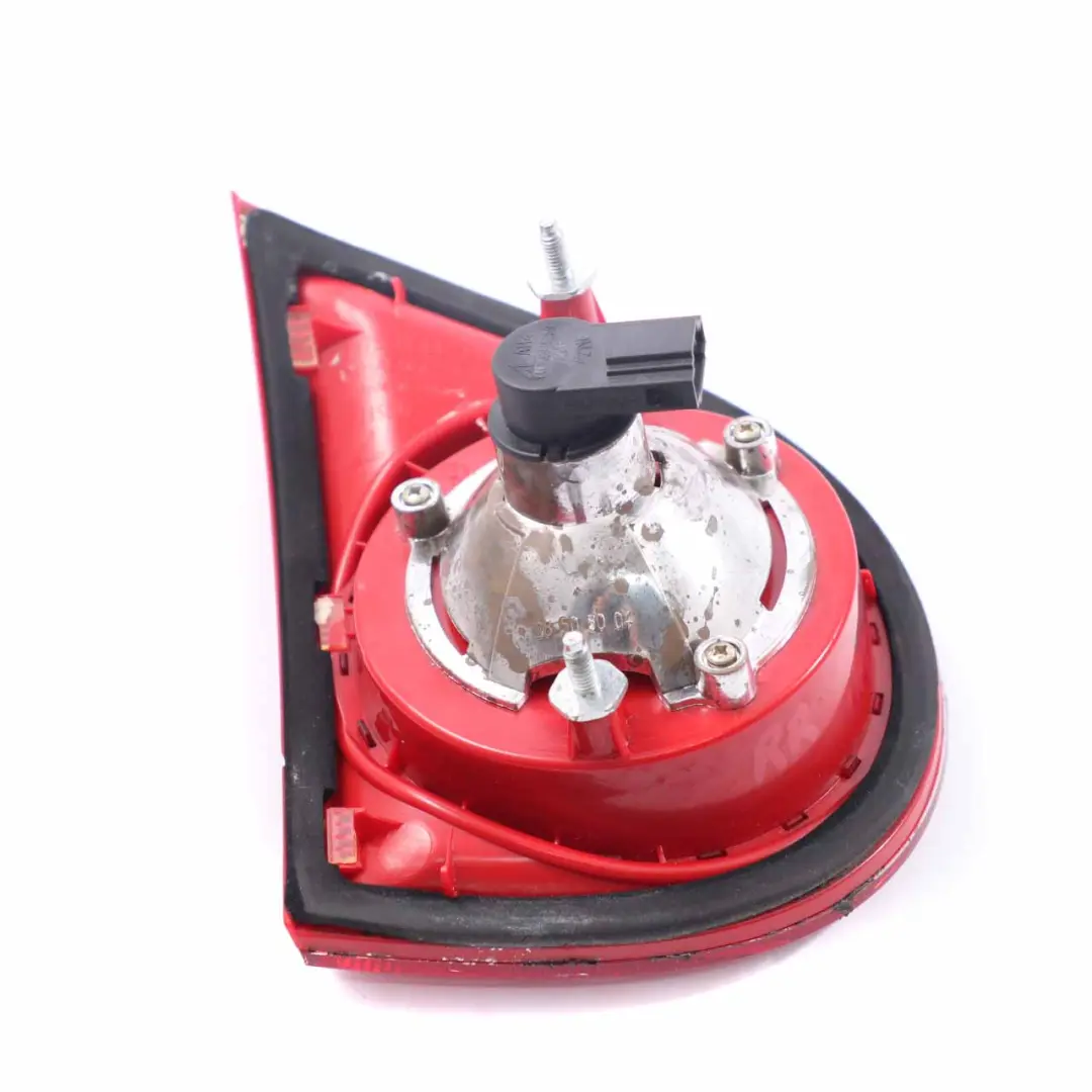 Mk5 V Rücklicht im Kofferraumdeckel rechts Lampe für VW Volkswagen Golf mit Teilenummer 1K6945094F VW Volkswagen Golf Mk5 V Rücklicht im Kofferraumdeckel rechts Lampe - SKU RHD-1K6945094F - Teilenummer 1K6945094F