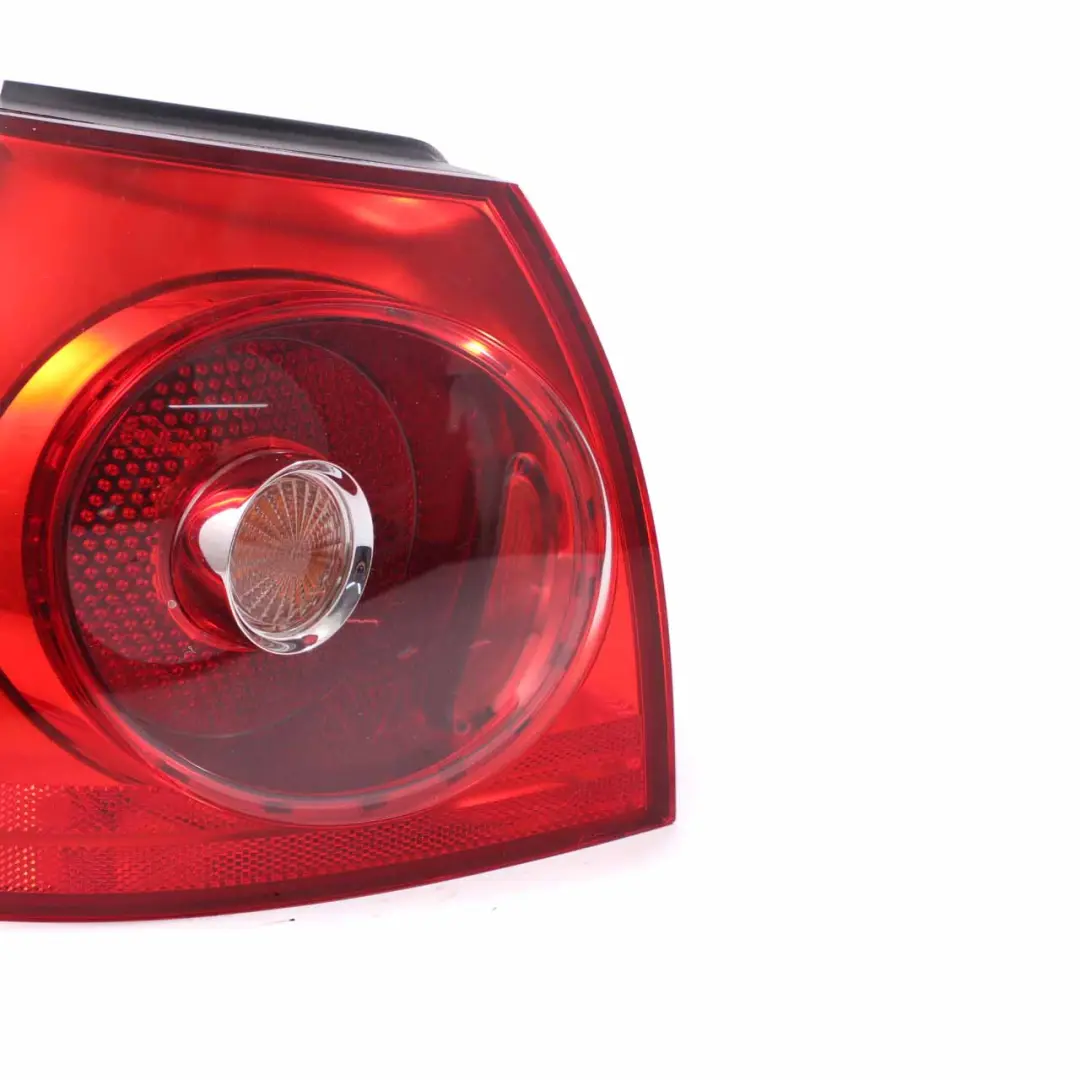 Rückleuchte Golf V Links Rücklicht Seitenwand für mit Teilenummer 1K6945095Q Rückleuchte Golf V Links Rücklicht Seitenwand - SKU 1K6945095Q - Teilenummer 1K6945095Q