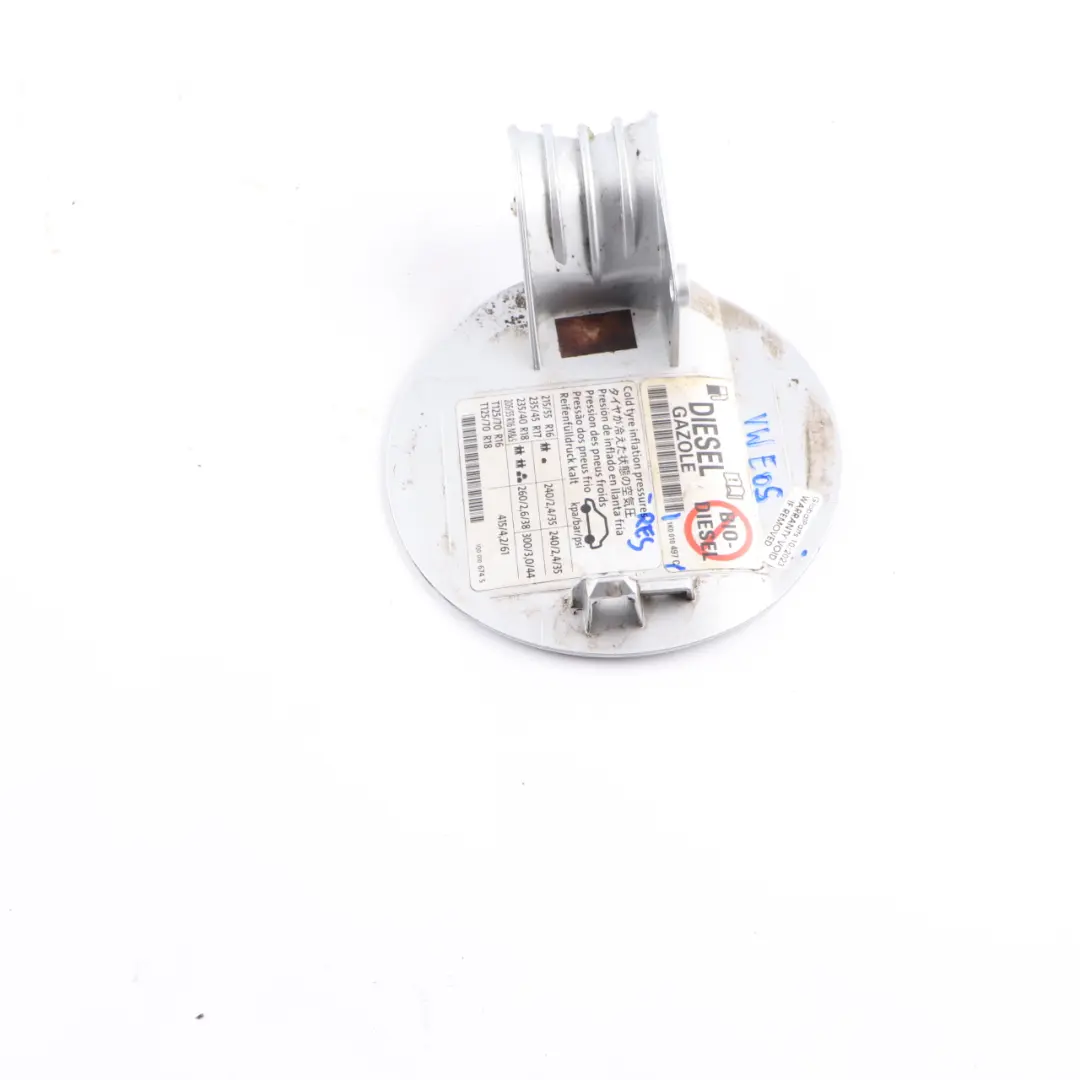 Volkswagen EOS Fuel Filler Flap Tank Cap Cover Reflex Silver - LA7W 1K0010497C - SKU 1Q0809857-RES - Part number 1Q0809857