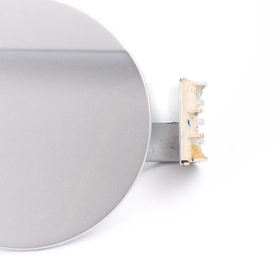 Filler Flap Tank Cap Cover Reflex Silver - LA7W 1K0010497C to Volkswagen EOS Fuel with Part number 1Q0809857 Volkswagen EOS Fuel Filler Flap Tank Cap Cover Reflex Silver - LA7W 1K0010497C - SKU 1Q0809857-RES - Part number 1Q0809857