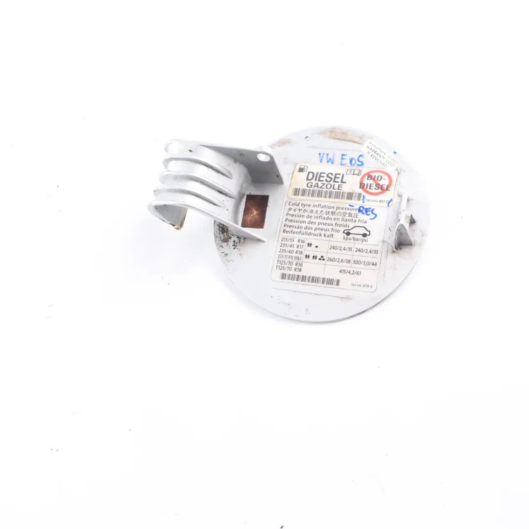 Filler Flap Tank Cap Cover Reflex Silver - LA7W 1K0010497C to Volkswagen EOS Fuel with Part number 1Q0809857 Volkswagen EOS Fuel Filler Flap Tank Cap Cover Reflex Silver - LA7W 1K0010497C - SKU 1Q0809857-RES - Part number 1Q0809857