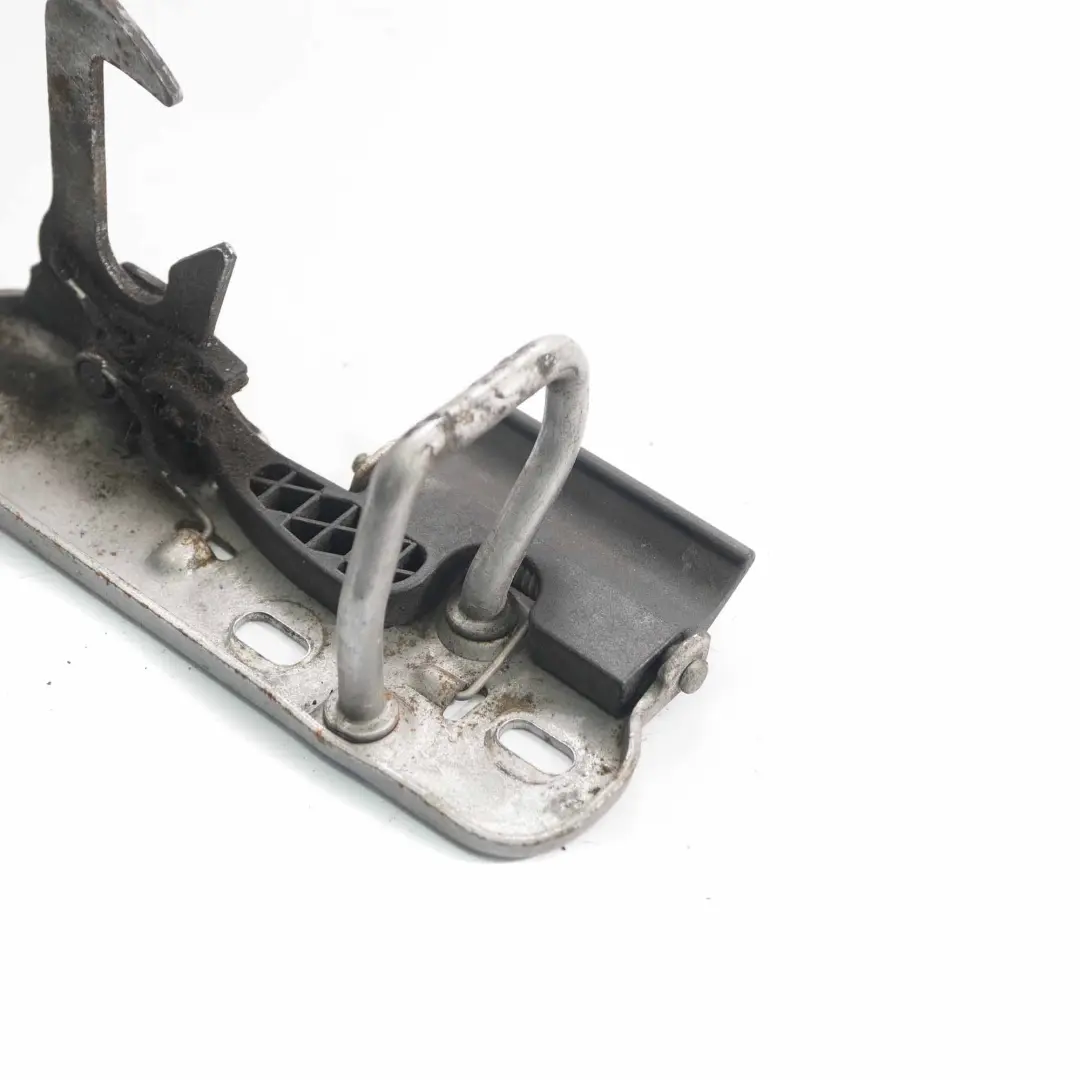Volkswagen VW Golf 6 Zamek Rygiel Maski - SKU 1Q0823480 - Numer Części 1Q0823480