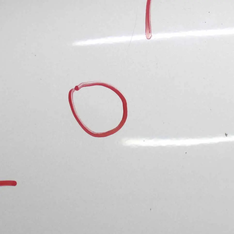 Maska Silnika Reflex Silver do Volkswagen VW Touran o numerze 1T0823031L Volkswagen VW Touran Maska Silnika Reflex Silver - SKU 1T0823031L-RES - Numer Części 1T0823031L