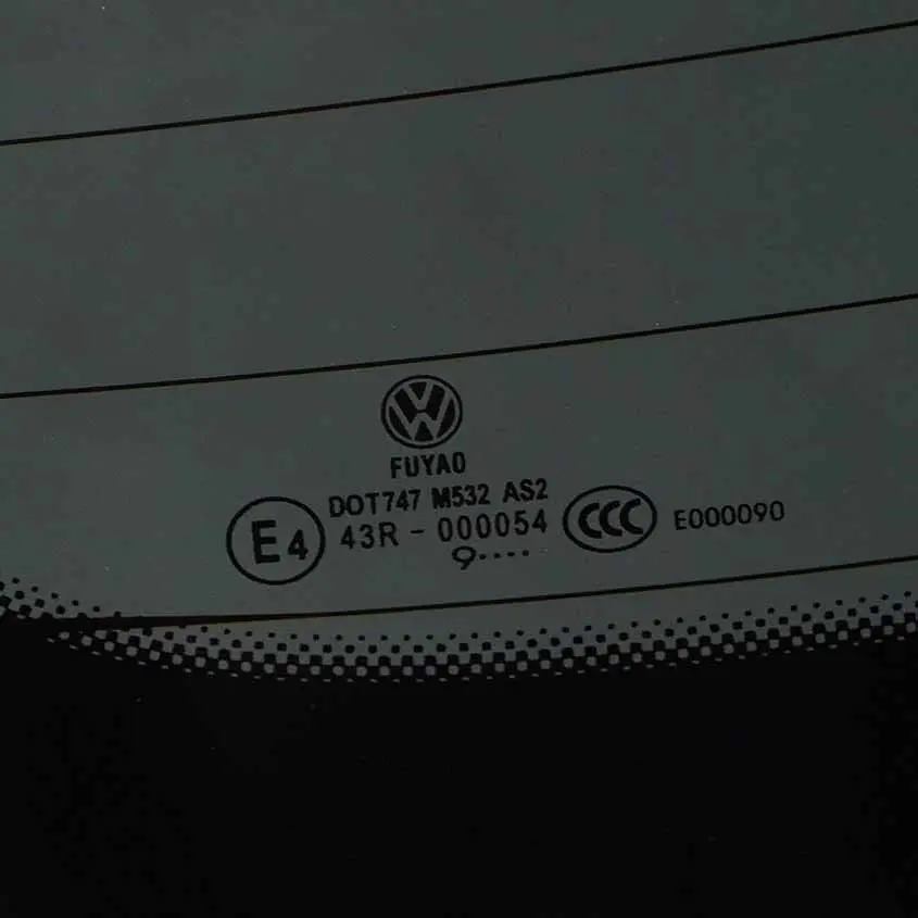 VW Touran 1T Klapa Bagażnika Reflex Silver LA7W - SKU 1T0827025L-RES - Numer Części 1T0827025L