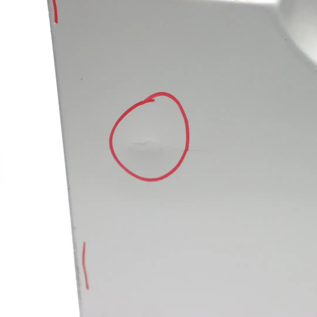 Porta anteriore destra laterale Reflex Silver - LA7W per Volkswagen VW Touran 1T con numero di parte 1T0831056AA Volkswagen VW Touran 1T Porta anteriore destra laterale Reflex Silver - LA7W - SKU 1T0831056AA-RES - Numero di parte 1T0831056AA