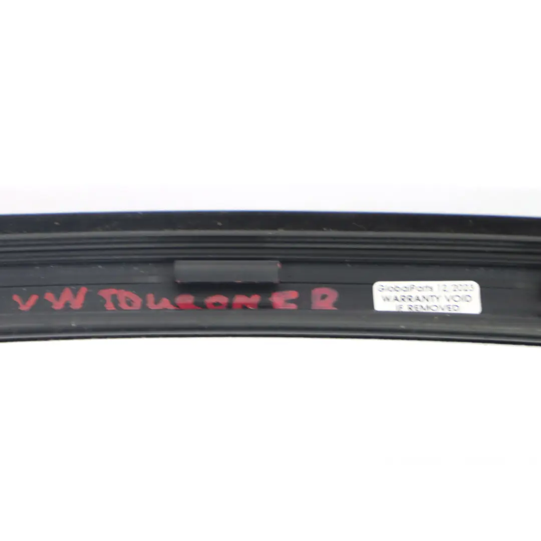 Front Door Gasket Seal Right O/S Window Strip Seal to VW Touran with Part number 1T0837431 VW Touran Front Door Gasket Seal Right O/S Window Strip Seal - SKU 1T0837431 - Part number 1T0837431