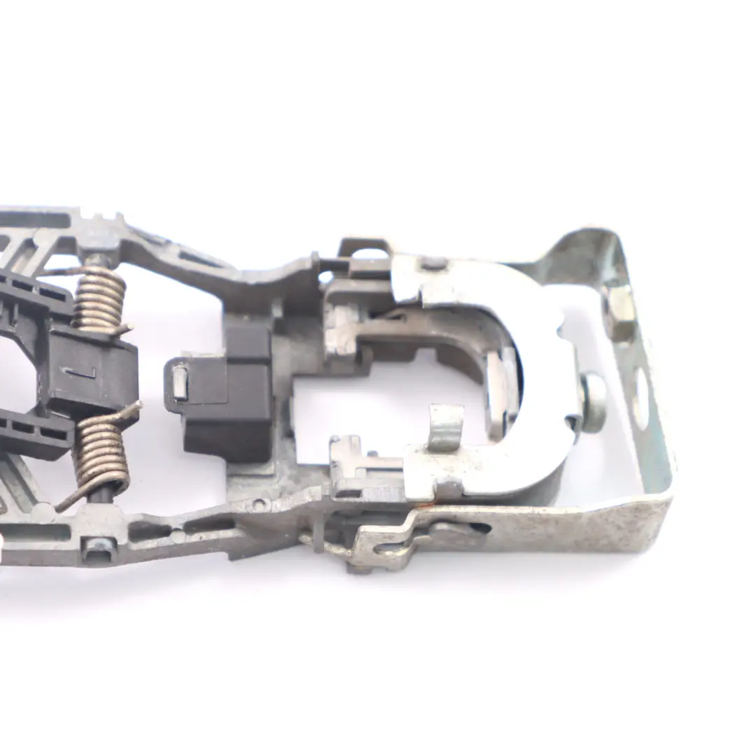 Door Handle Grab Base Carrier Front Left N/S to VW Volkswagen Touran 1 with Part number 1T0837885B VW Volkswagen Touran 1 Door Handle Grab Base Carrier Front Left N/S - SKU 1T0837885B - Part number 1T0837885B