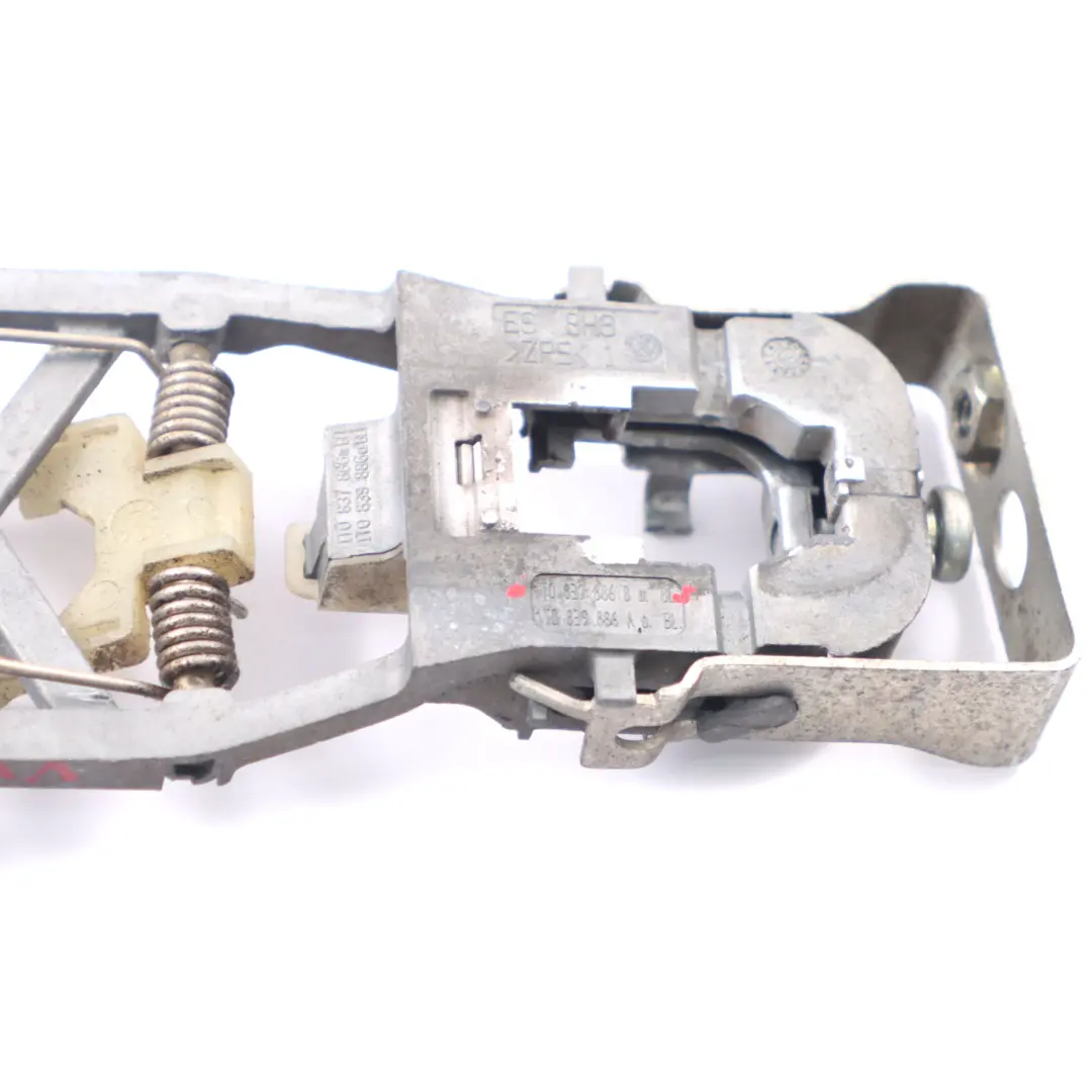 Door Handle Grab Base Carrier Front Right O/S to VW Volkswagen Touran 1 with Part number 1T0837886B VW Volkswagen Touran 1 Door Handle Grab Base Carrier Front Right O/S - SKU 1T0837886B - Part number 1T0837886B