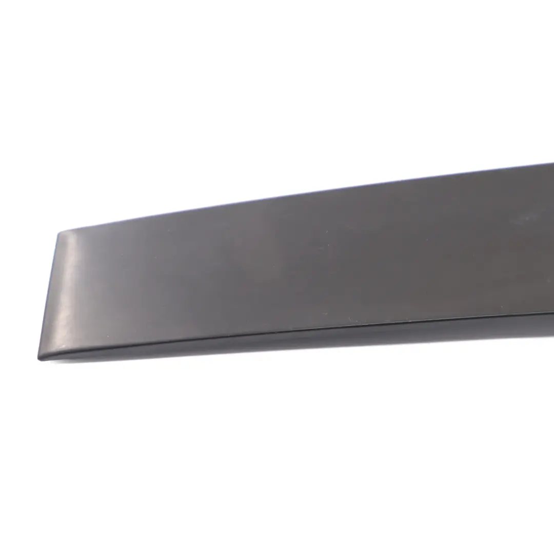 Finition Cache de garniture montant vitre avant droite pour VW Touran 1T à propos du numéro de pièce 1T0837890 VW Touran 1T Finition Cache de garniture montant vitre avant droite - SKU 1T0837890 - Numéro de pièce 1T0837890