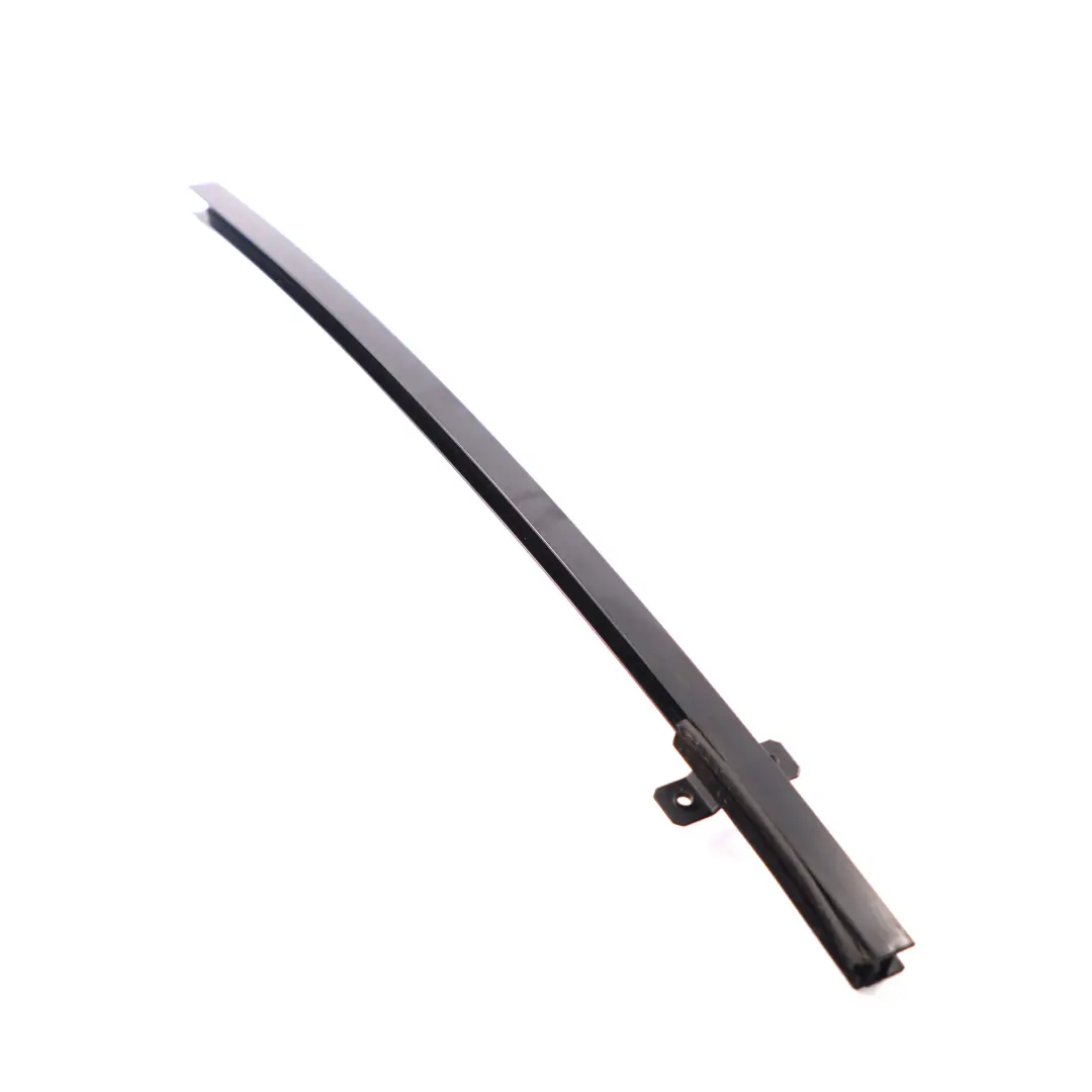 Coprivetro Porta Posteriore Sinistra Finisher Guida Nero per Volkswagen VW Touran con numero di parte 1T0839407E Volkswagen VW Touran Coprivetro Porta Posteriore Sinistra Finisher Guida Nero - SKU 1T0839407E - Numero di parte 1T0839407E
