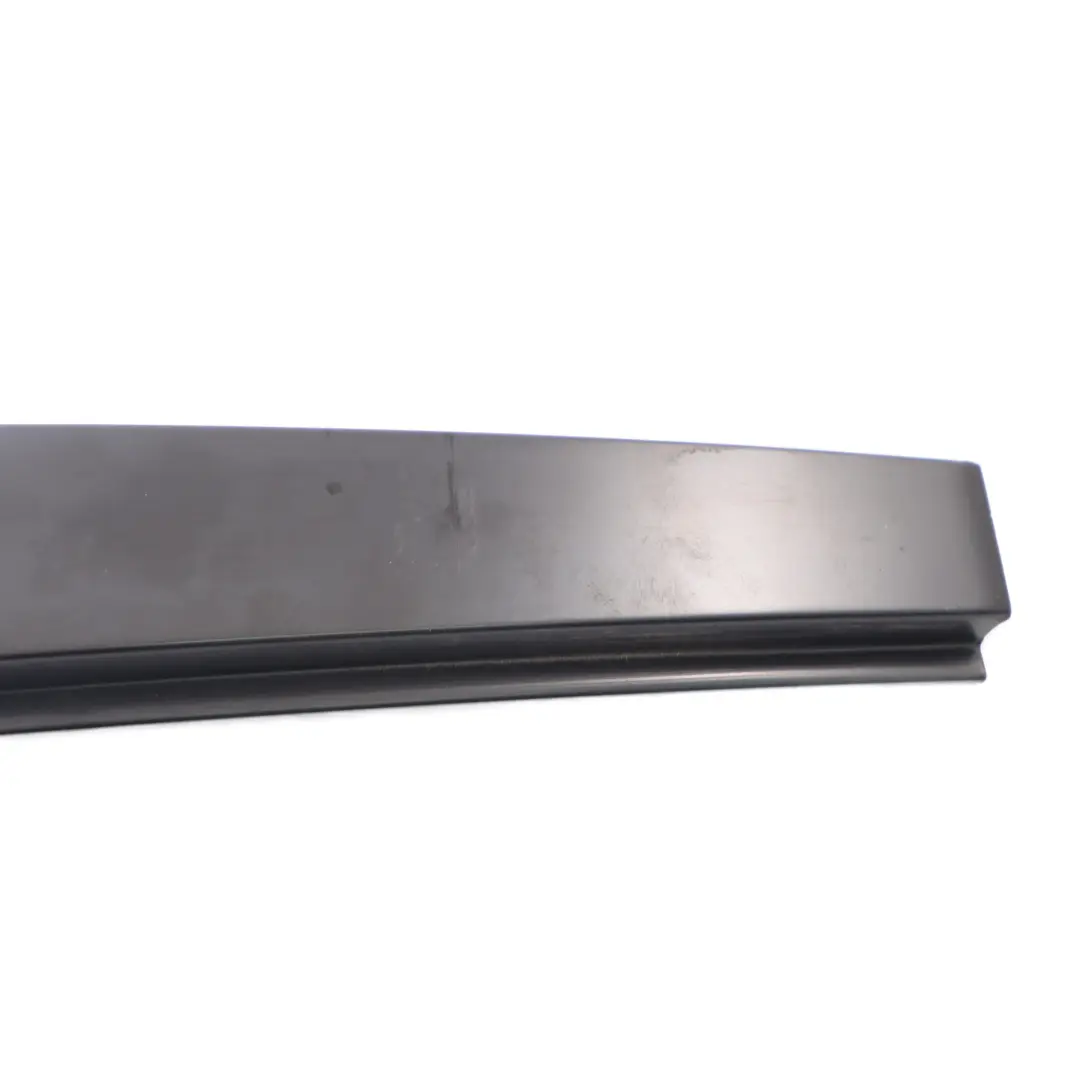 VW Touran 1T Finition de la garniture montant fenêtre arrière droite - SKU 1T0839890 - Numero di parte 1T0839890
