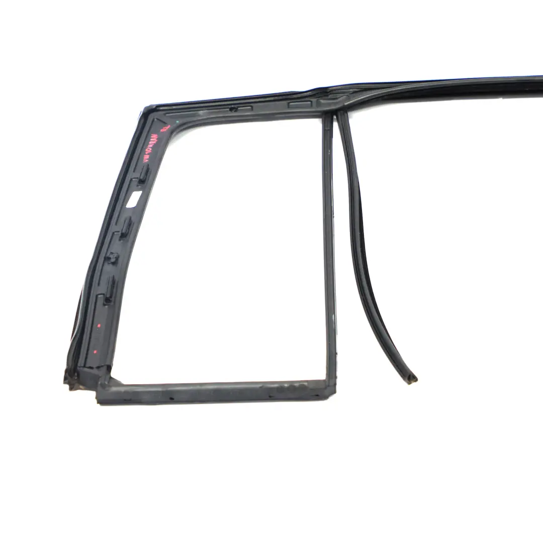 VW Touran Puerta Trasera Junta de Empaquetadura izquierda Ventana - SKU 1T0845211 - Número de pieza 1T0845211