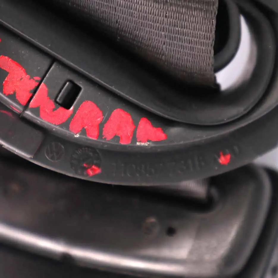 Ceinture de sécurité arrière gauche Noir pour VW Volkswagen Touran à propos du numéro de pièce 1T0857731B VW Volkswagen Touran Ceinture de sécurité arrière gauche Noir - SKU 1T0857731B - Numéro de pièce 1T0857731B