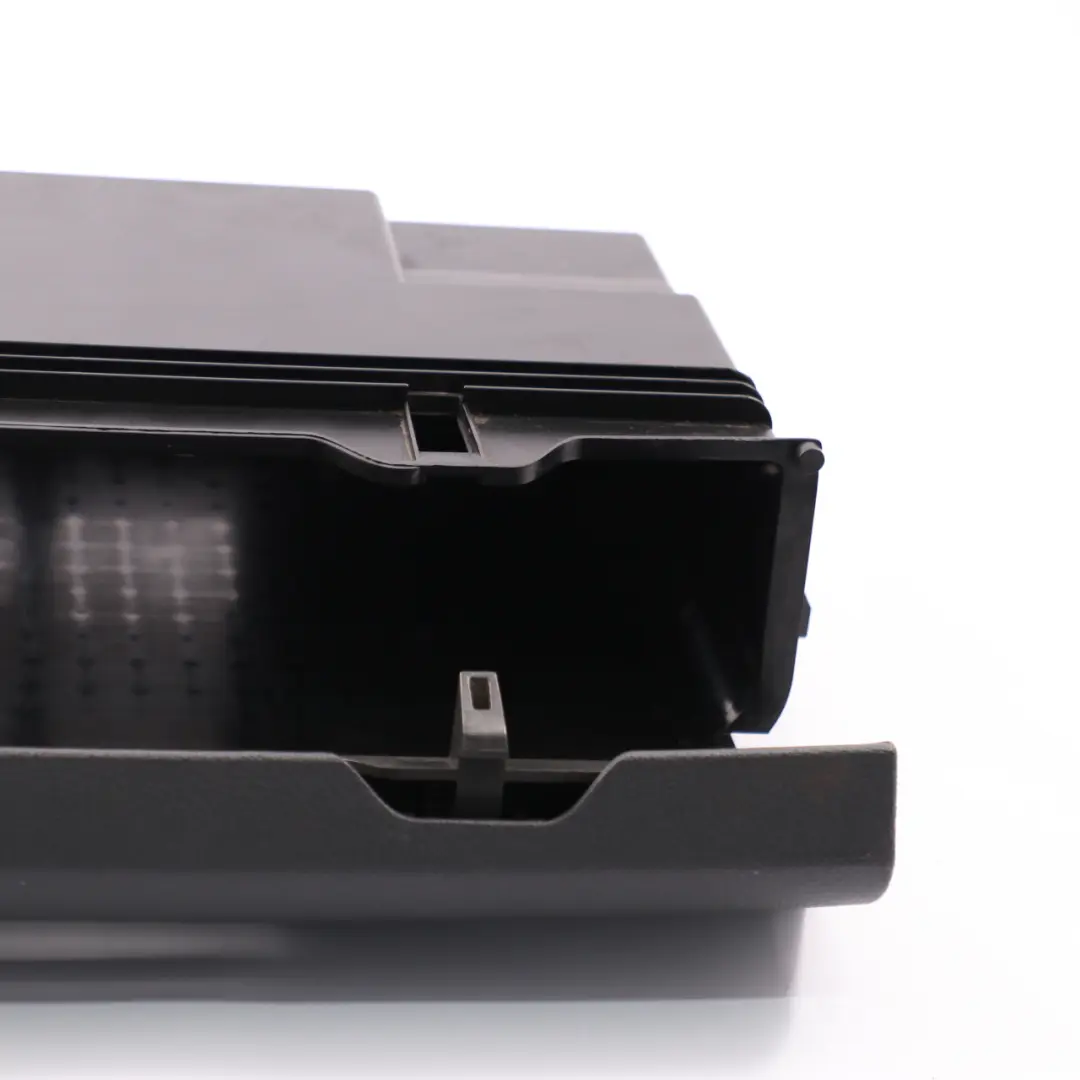 VW Volkswagen Touran Schowek Fotela Lewy Przód - SKU 1T0881580C - Numer Części 1T0881580C