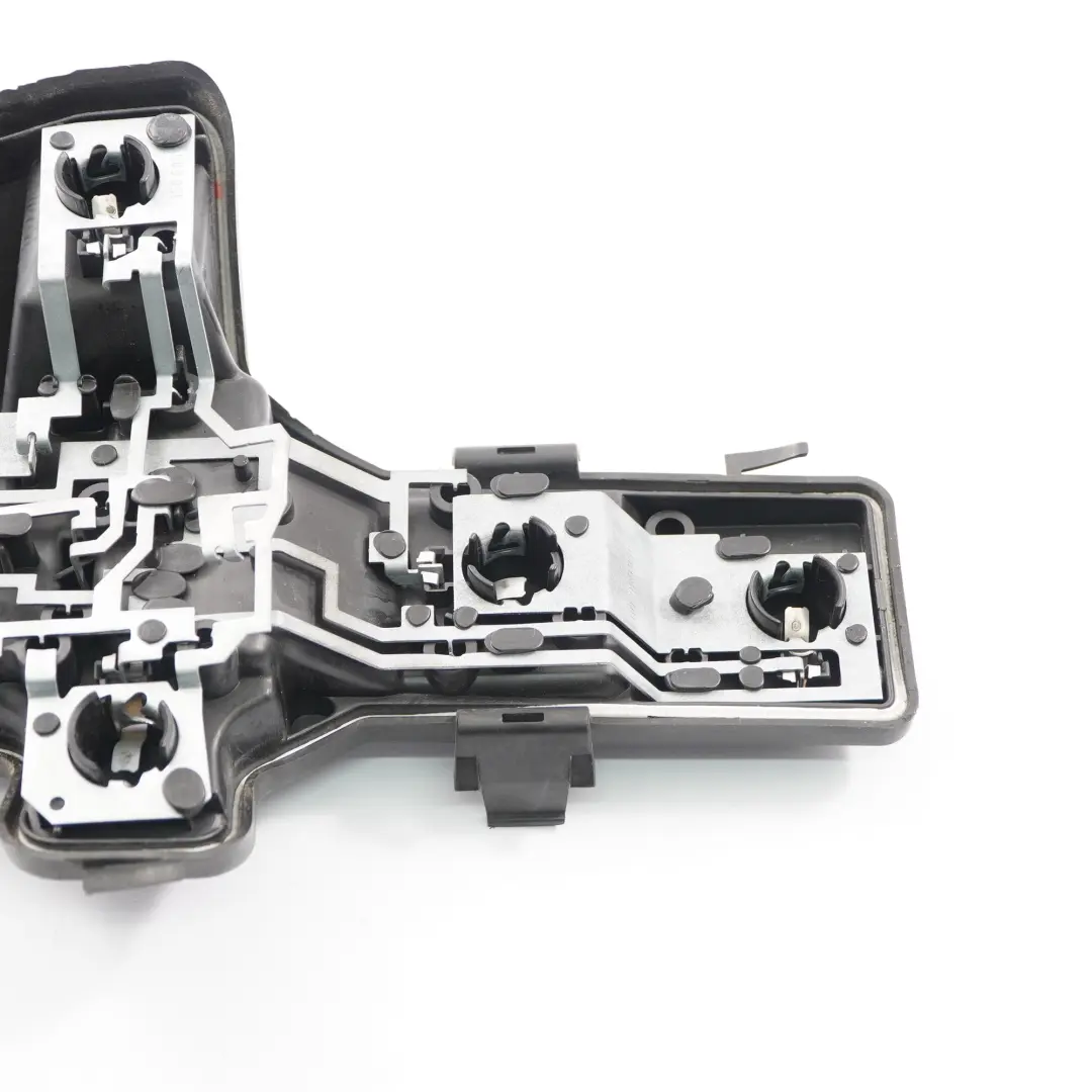 Support d'ampoule Douille feu arrière gauche pour VW Volkswagen Touran 1T à propos du numéro de pièce 1T0945257D VW Volkswagen Touran 1T Support d'ampoule Douille feu arrière gauche - SKU 1T0945257D - Numéro de pièce 1T0945257D