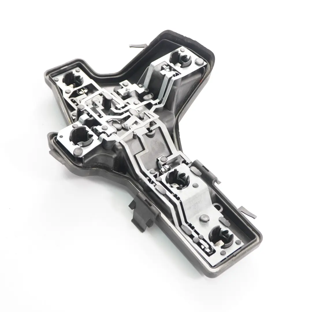 Support d'ampoule Douille feu arrière gauche pour VW Volkswagen Touran 1T à propos du numéro de pièce 1T0945257D VW Volkswagen Touran 1T Support d'ampoule Douille feu arrière gauche - SKU 1T0945257D - Numéro de pièce 1T0945257D