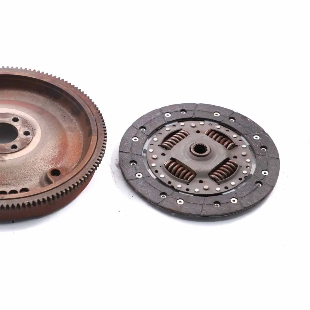 Citroen C3 9HX Diesel Kit embrayage volant moteur SMF mono-masse 0532N0 pour à propos du numéro de pièce 2004AV Citroen C3 9HX Diesel Kit embrayage volant moteur SMF mono-masse 0532N0 - SKU 2004AV - Numéro de pièce 2004AV