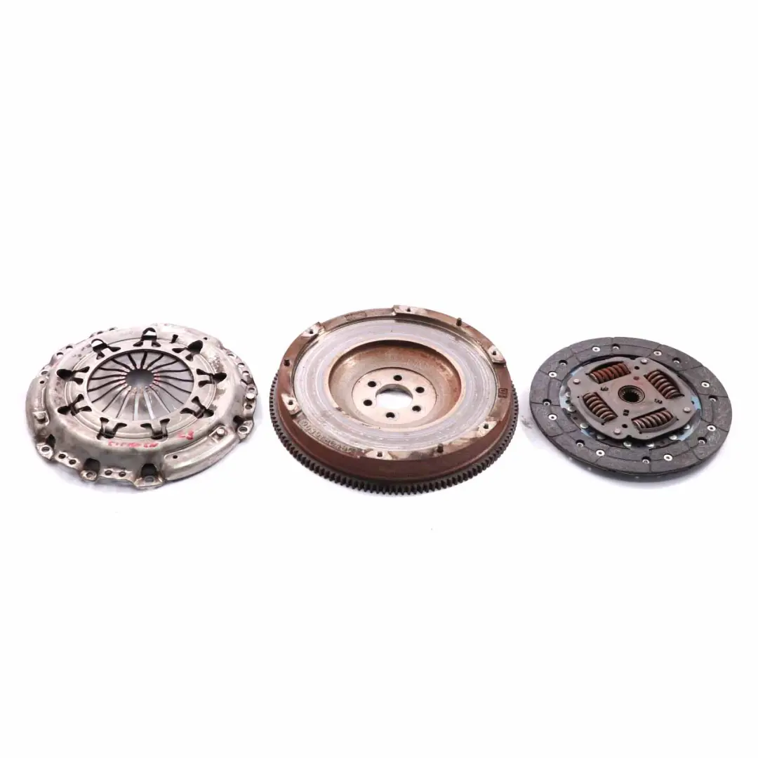 Citroen C3 9HX Diesel Kit embrayage volant moteur SMF mono-masse 0532N0 pour à propos du numéro de pièce 2004AV Citroen C3 9HX Diesel Kit embrayage volant moteur SMF mono-masse 0532N0 - SKU 2004AV - Numéro de pièce 2004AV