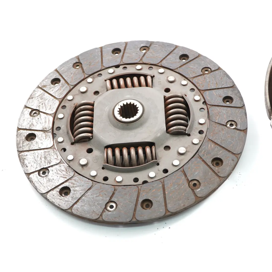 Clutch Kit Peugeot 206 2.0 HDI DW10TD Diesel Plate Disc Luk 123034810 323051510 to with Part number 2004CC Clutch Kit Peugeot 206 2.0 HDI DW10TD Diesel Plate Disc Luk 123034810 323051510 - SKU 2004CC - Part number 2004CC