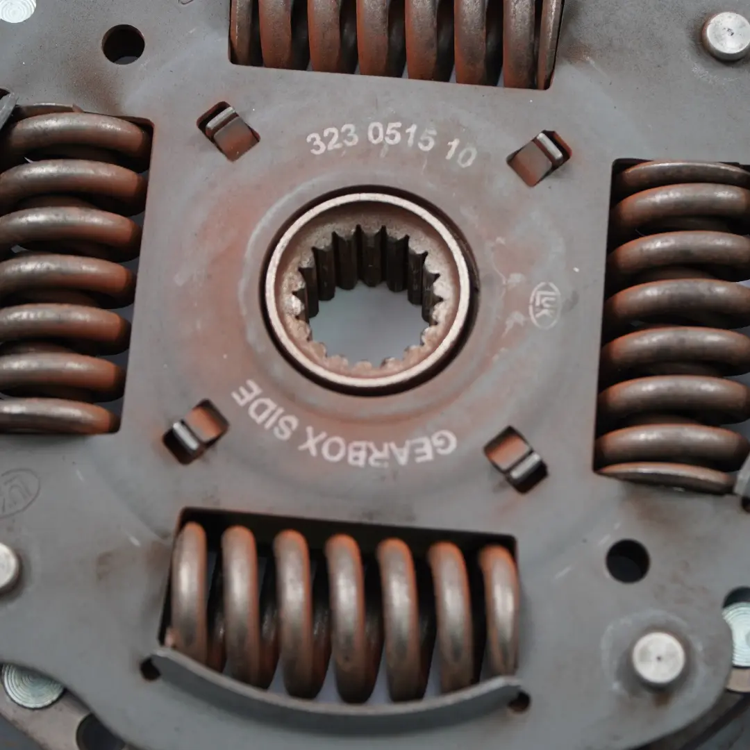  Clutch Kit Peugeot 206 2.0 HDI DW10TD Diesel Plate Disc Luk 123034810 323051510 - SKU 2004CC - Part number 2004CC