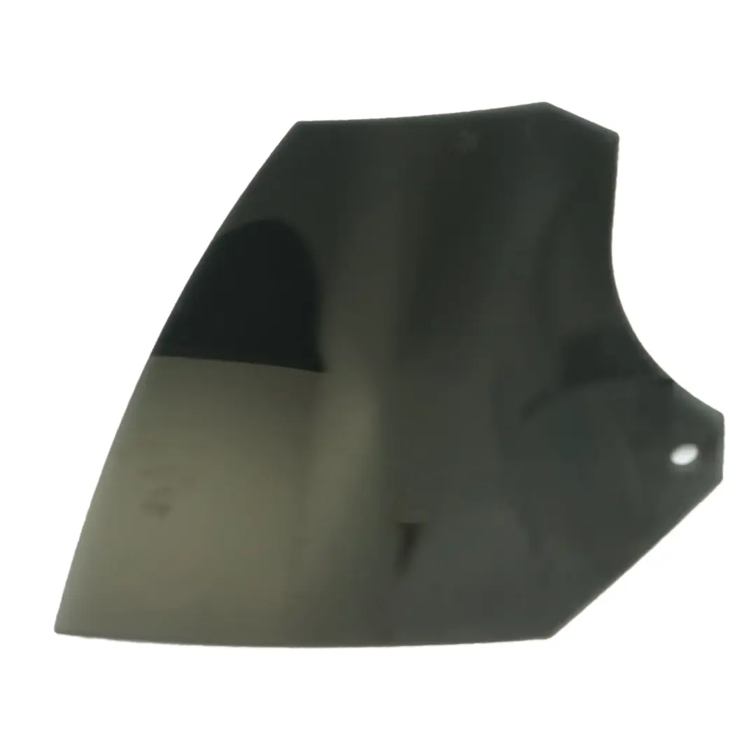 Vetro Porta Posteriore Destra Nero Colorato per Mercedes CLA C117 con numero di parte A1177350410 Mercedes CLA C117 Vetro Porta Posteriore Destra Nero Colorato - SKU A1177350410 - Numero di parte A1177350410
