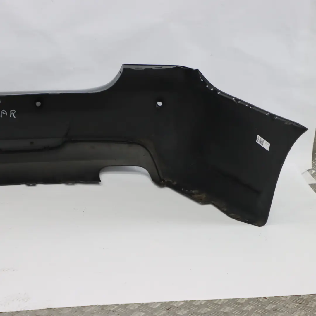Zderzak Tylny M-Pakiet PDC Carbonschwarz Czarny Metalik - 416 do BMW E90 o numerze 0033541 BMW E90 Zderzak Tylny M-Pakiet PDC Carbonschwarz Czarny Metalik - 416 - SKU 0033541-CAR - Numer Części 0033541