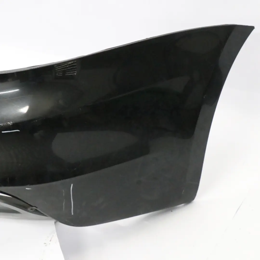 Zderzak Tylny Tył M-Pakiet Black Sapphire Czarny Metalik - 475 do BMW E82 E88 o numerze 0036311 BMW E82 E88 Zderzak Tylny Tył M-Pakiet Black Sapphire Czarny Metalik - 475 - SKU 0036311-BS1 - Numer Części 0036311