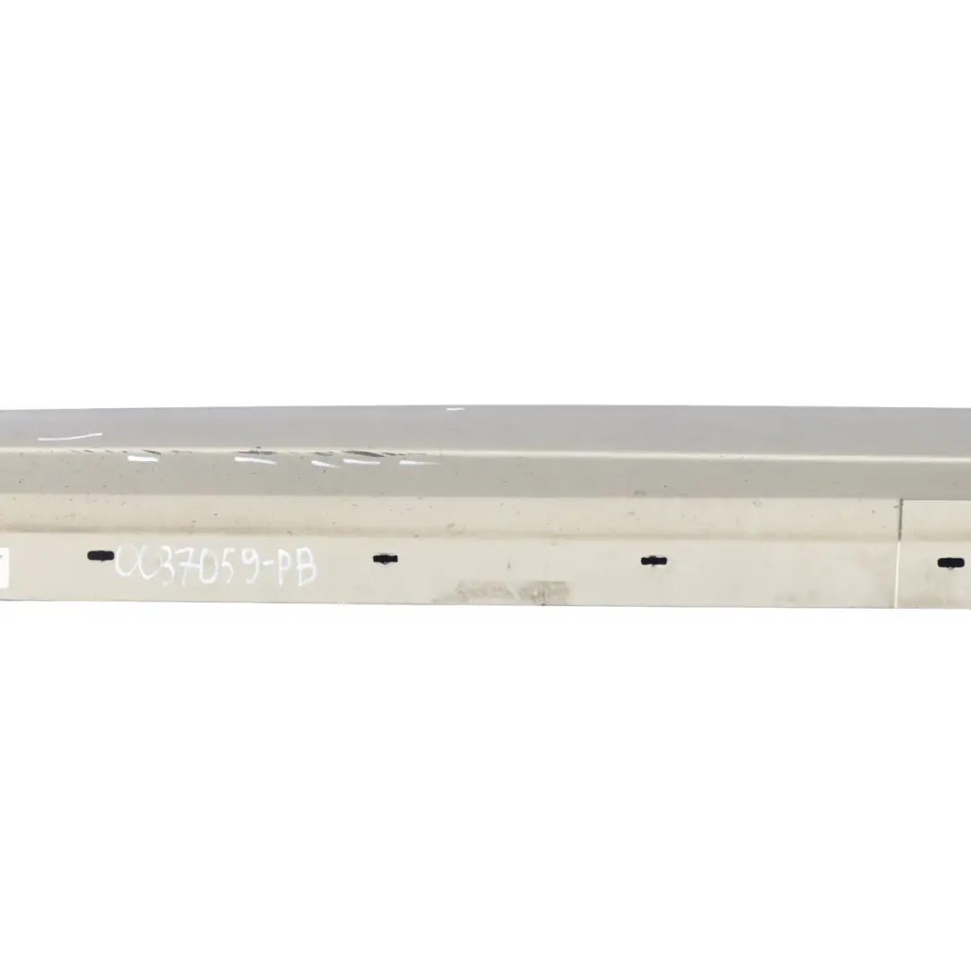 Sill Strip Faldon Lateral Izquierdo Bronce Platinado - A53 para BMW E90 E91 LCI con número de pieza 0037059 BMW E90 E91 LCI Sill Strip Faldon Lateral Izquierdo Bronce Platinado - A53 - SKU 0037059-PB - Número de pieza 0037059