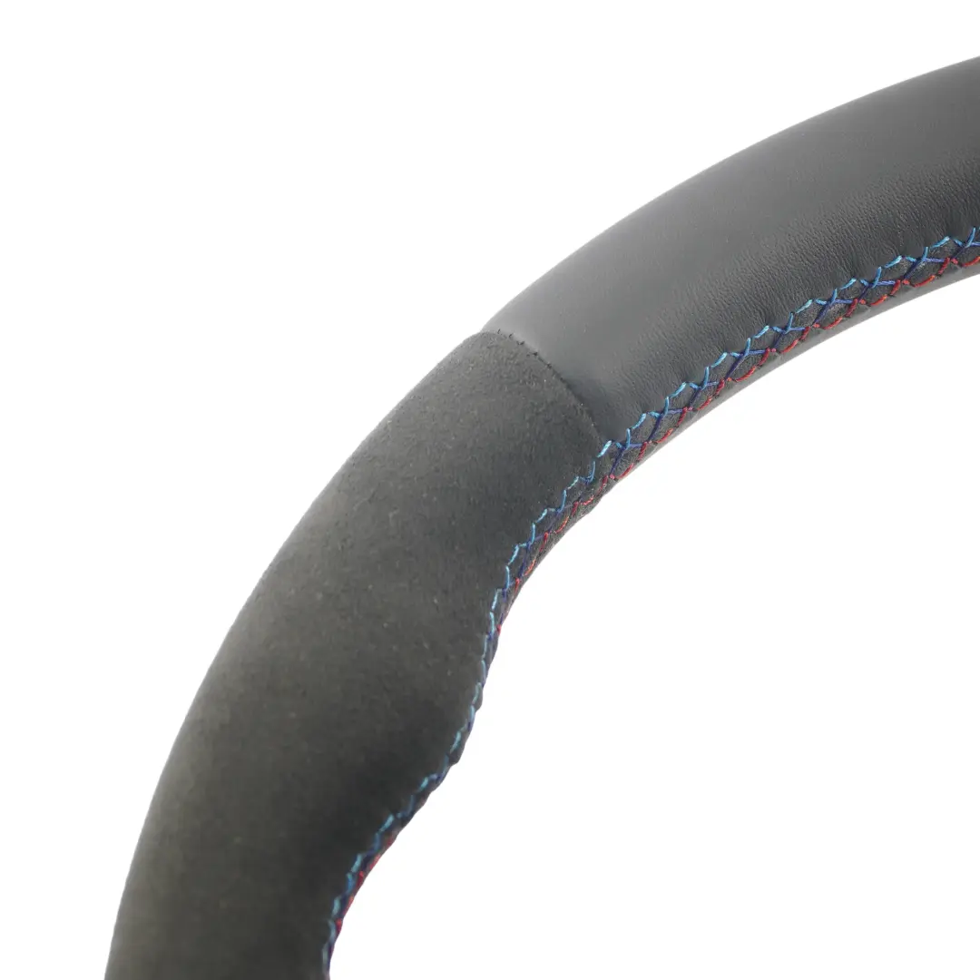 NUOVO Volante nero in pelle/alcantara a 2 razze per Mini Cooper R50 R52 con numero di parte 0146479 Mini Cooper R50 R52 NUOVO Volante nero in pelle/alcantara a 2 razze - SKU 0146479-12 - Numero di parte 0146479