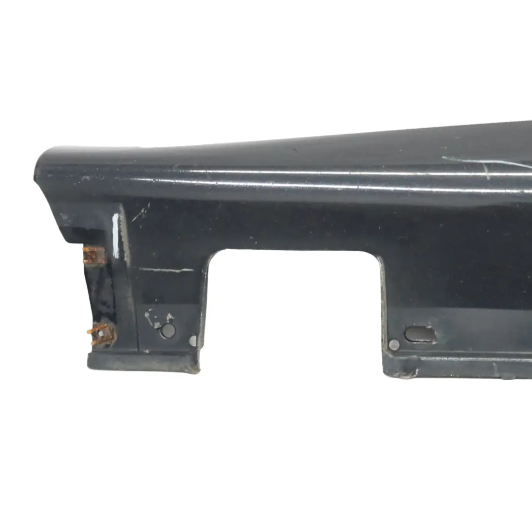 Próg Listwa Progowa Prawa Carbonschwarz Metallic - 416 do BMW E60 E61 o numerze 0150278 BMW E60 E61 Próg Listwa Progowa Prawa Carbonschwarz Metallic - 416 - SKU 0150278-CAR1 - Numer Części 0150278