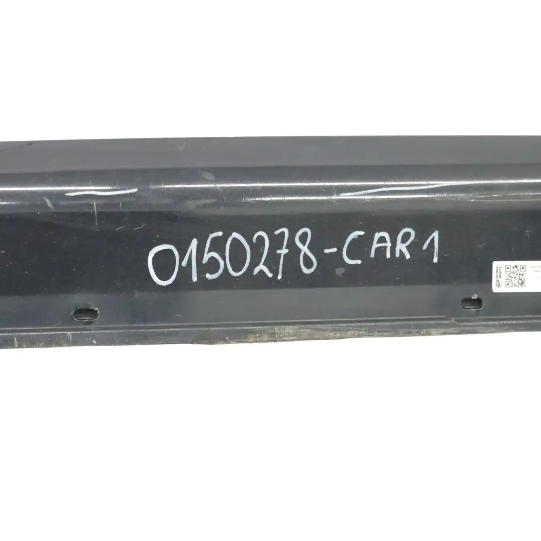 Bas de porte jupe latérale droite Carbonschwarz Metallic - 416 pour BMW E60 E61 à propos du numéro de pièce 0150278 BMW E60 E61 Bas de porte jupe latérale droite Carbonschwarz Metallic - 416 - SKU 0150278-CAR1 - Numéro de pièce 0150278