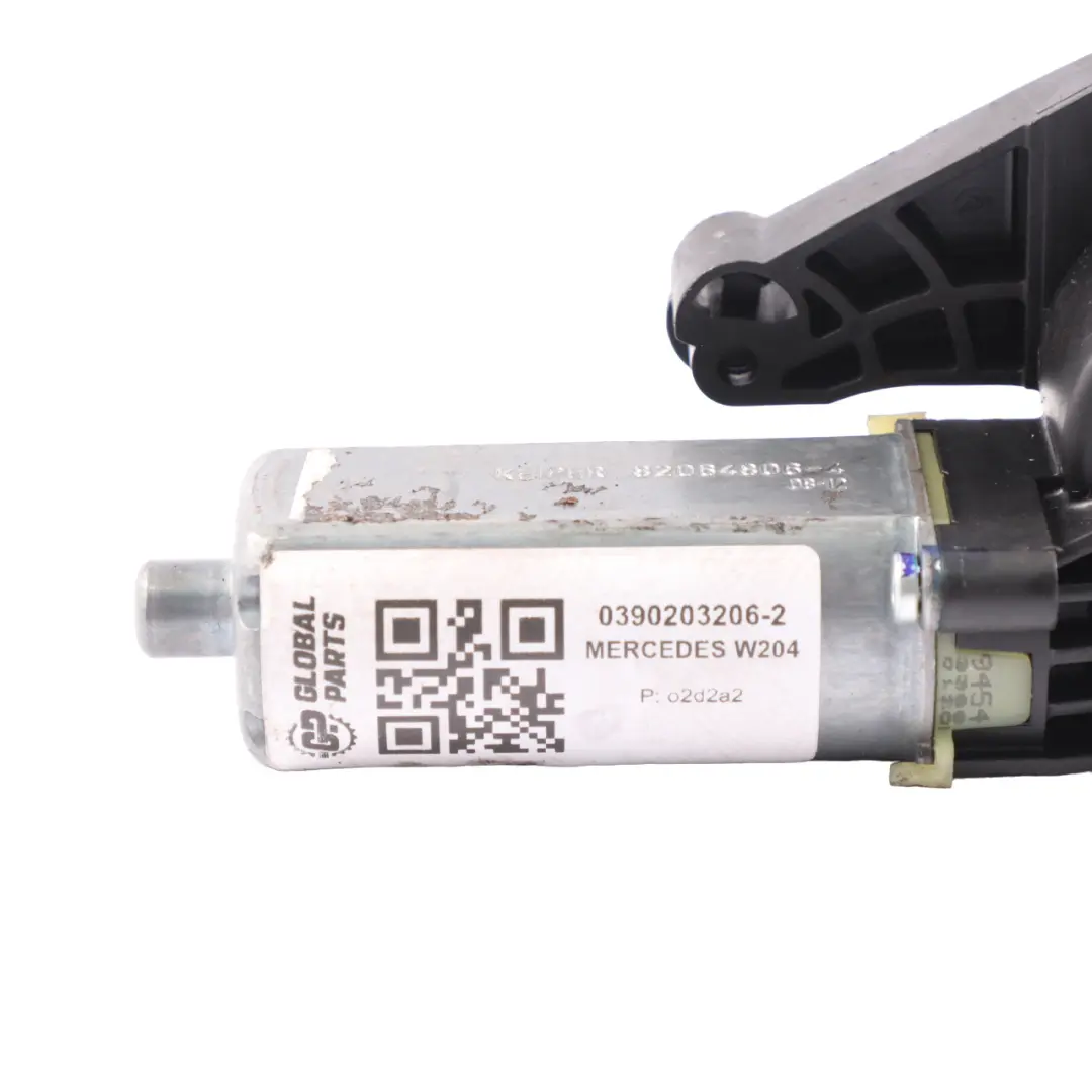 Moteur de réglage du siège avant droit pour Mercedes W204 C219 à propos du numéro de pièce 0390203206 Mercedes W204 C219 Moteur de réglage du siège avant droit - SKU 0390203206-2 - Numéro de pièce 0390203206