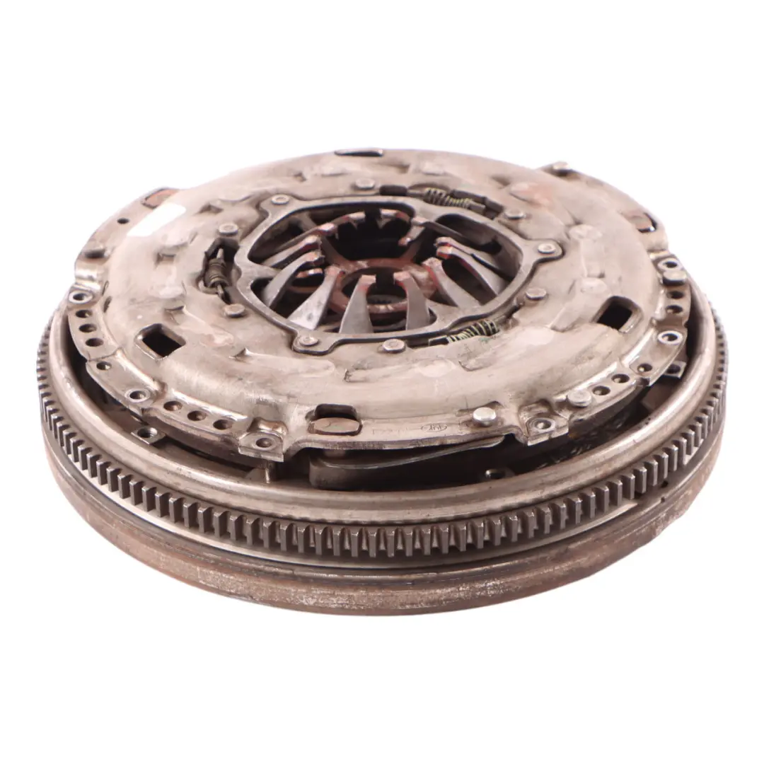 Mass Flywheel Clutch Kit to Volkswagen Transporter T5 2.0 TDI Dual Twin with Part number 03L105266AH Volkswagen Transporter T5 2.0 TDI Dual Twin Mass Flywheel Clutch Kit - SKU 03L105266AH - Part number 03L105266AH