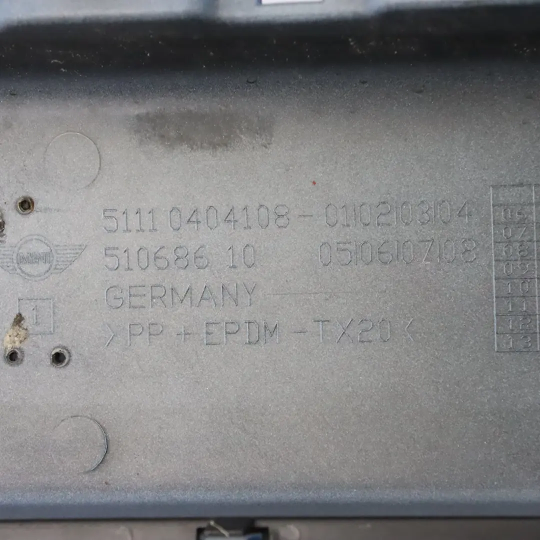 Embellecedor Parachoques Delantero Lightning Blue - A63 para Mini Cooper R55 R56 JCW con número de pieza 0404109 Mini Cooper R55 R56 JCW Embellecedor Parachoques Delantero Lightning Blue - A63 - SKU 0404109-LB - Número de pieza 0404109