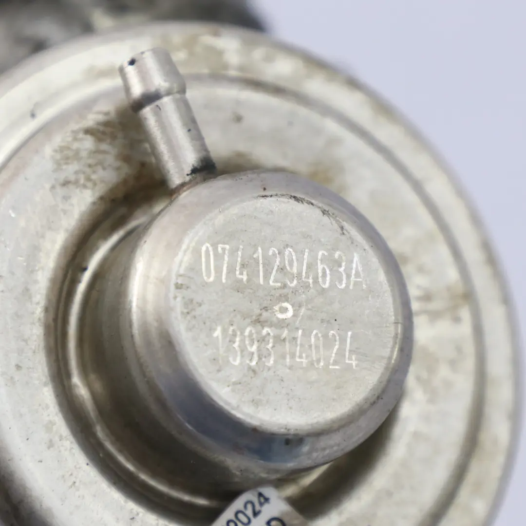 Valve EGR Volkswagen LT35 2.5 TDI Diesel Valve de gaz d'échappement pour à propos du numéro de pièce 074129463A Valve EGR Volkswagen LT35 2.5 TDI Diesel Valve de gaz d'échappement - SKU 074129463A - Numéro de pièce 074129463A