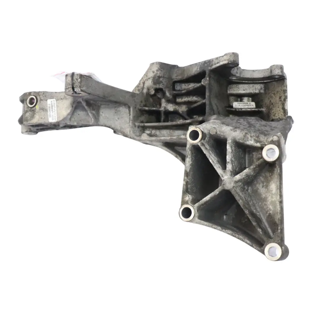 Wspornik Łapa Alternatora do Volkswagen Transporter LT 35 2.5 TDI o numerze 074145169F Volkswagen Transporter LT 35 2.5 TDI Wspornik Łapa Alternatora - SKU 074145169F - Numer Części 074145169F