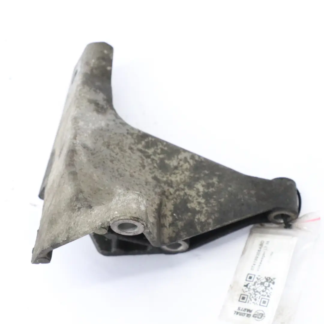 Supporto motore Volkswagen LT 35 TDI Staffa per con numero di parte 074199308 Supporto motore Volkswagen LT 35 TDI Staffa - SKU 074199308ABD - Numero di parte 074199308