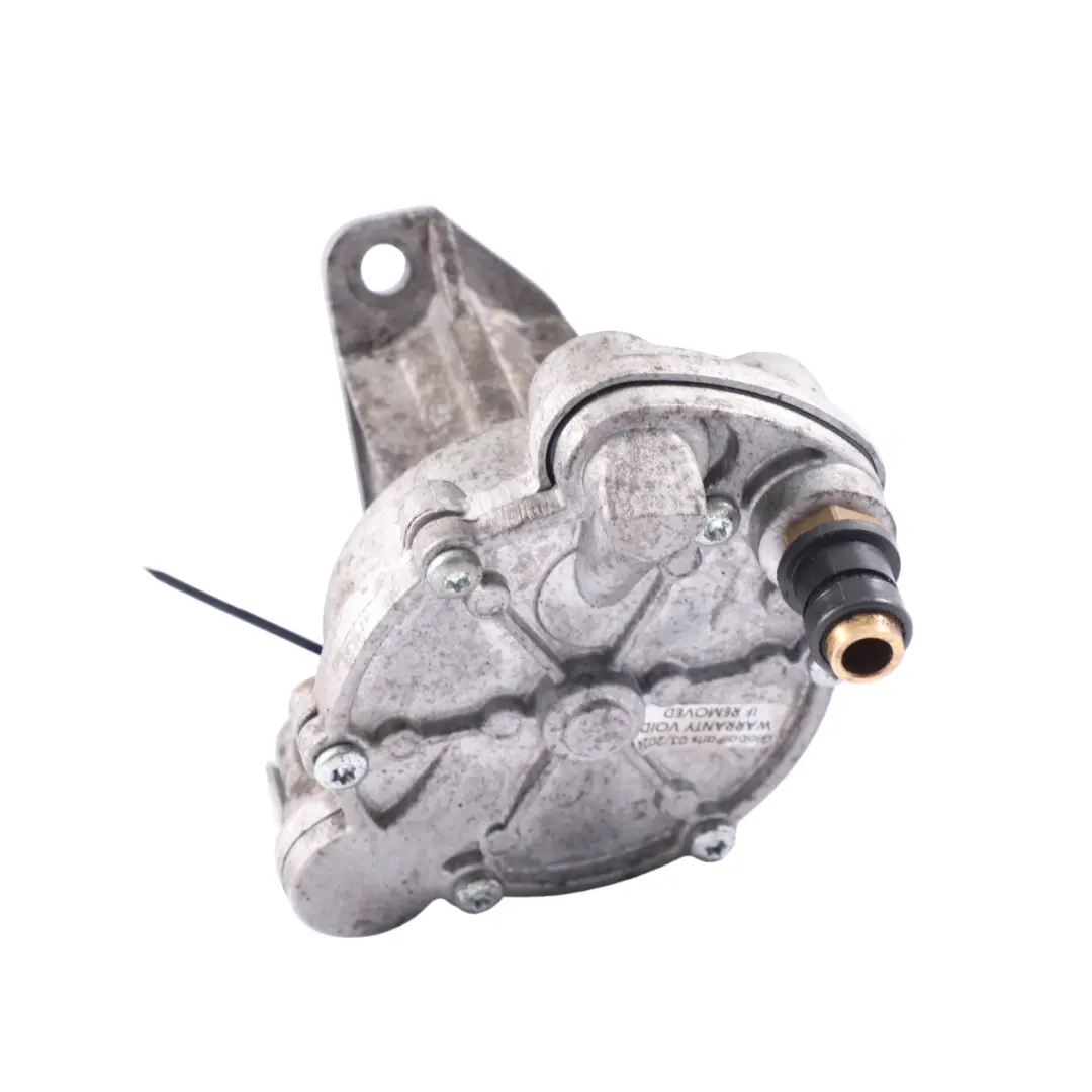 Vacuum Pump Braking System to Volkswagen VW LT 35 TDI Diesel Engine with Part number 076145100 Volkswagen VW LT 35 TDI Diesel Engine Vacuum Pump Braking System - SKU 076145100 - Part number 076145100