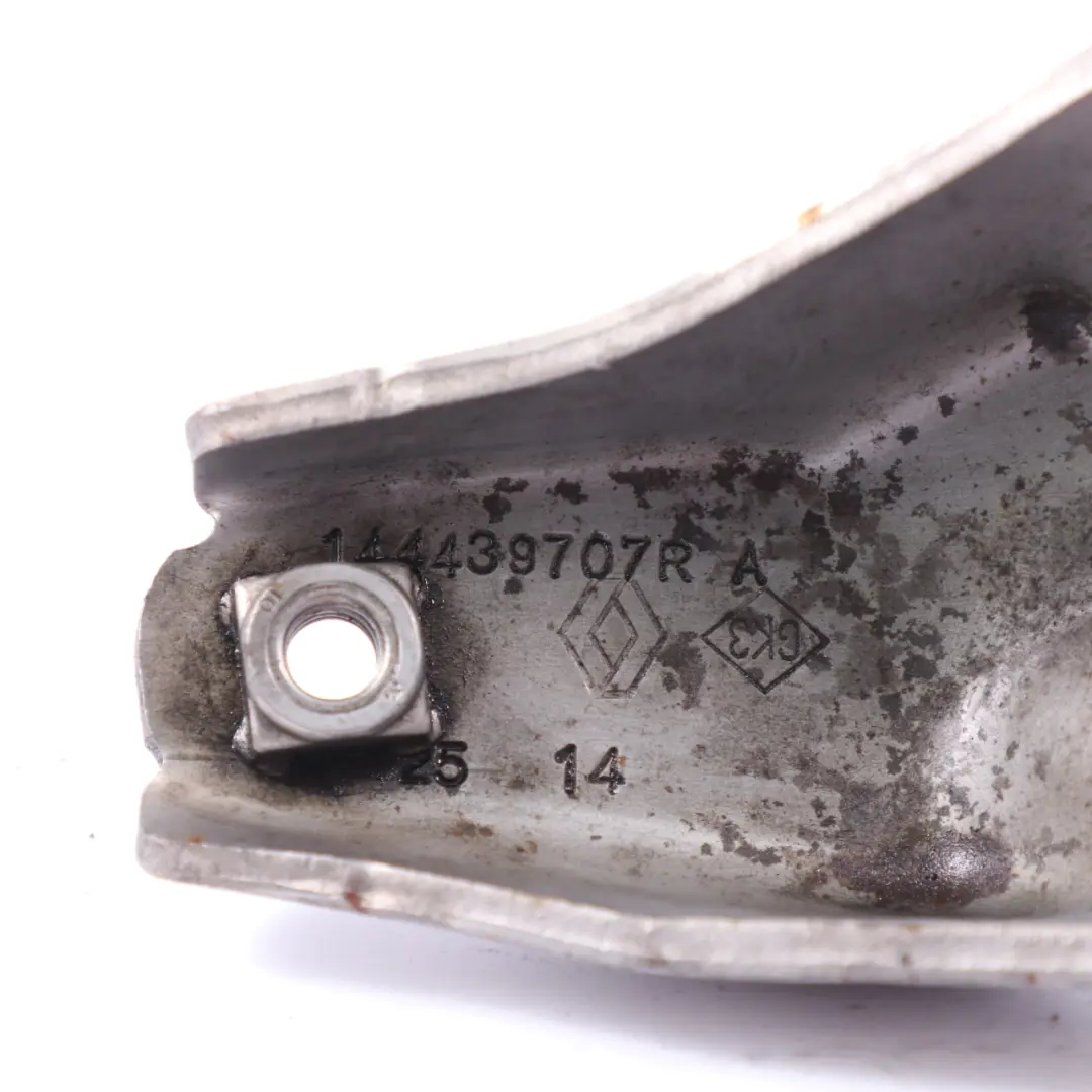 Uchwyt Mocowanie Turbosprężarki do Opel Vivaro Renault Trafic o numerze 144439707R Opel Vivaro Renault Trafic Uchwyt Mocowanie Turbosprężarki - SKU 144439707R - Numer Części 144439707R